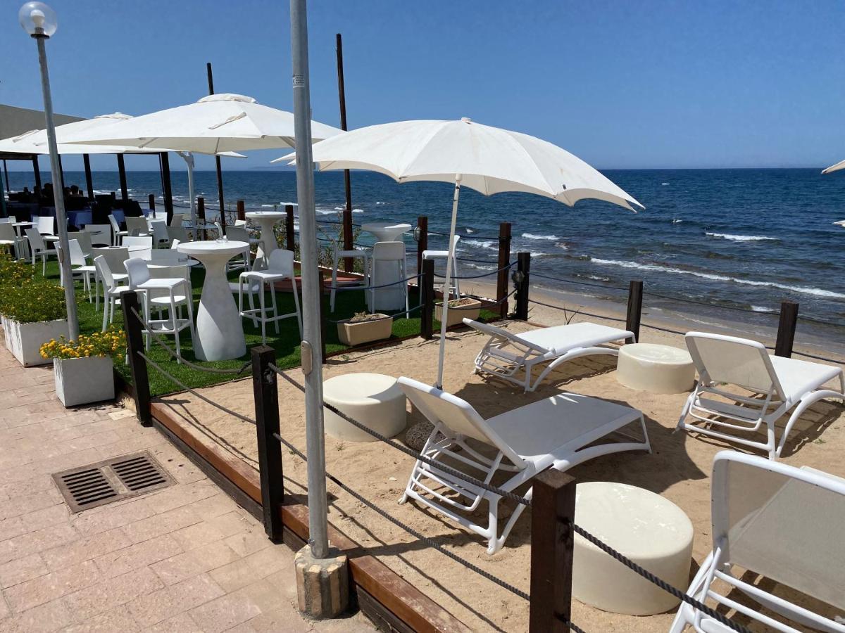 La Locanda Del Mare Valledoria  Exterior photo